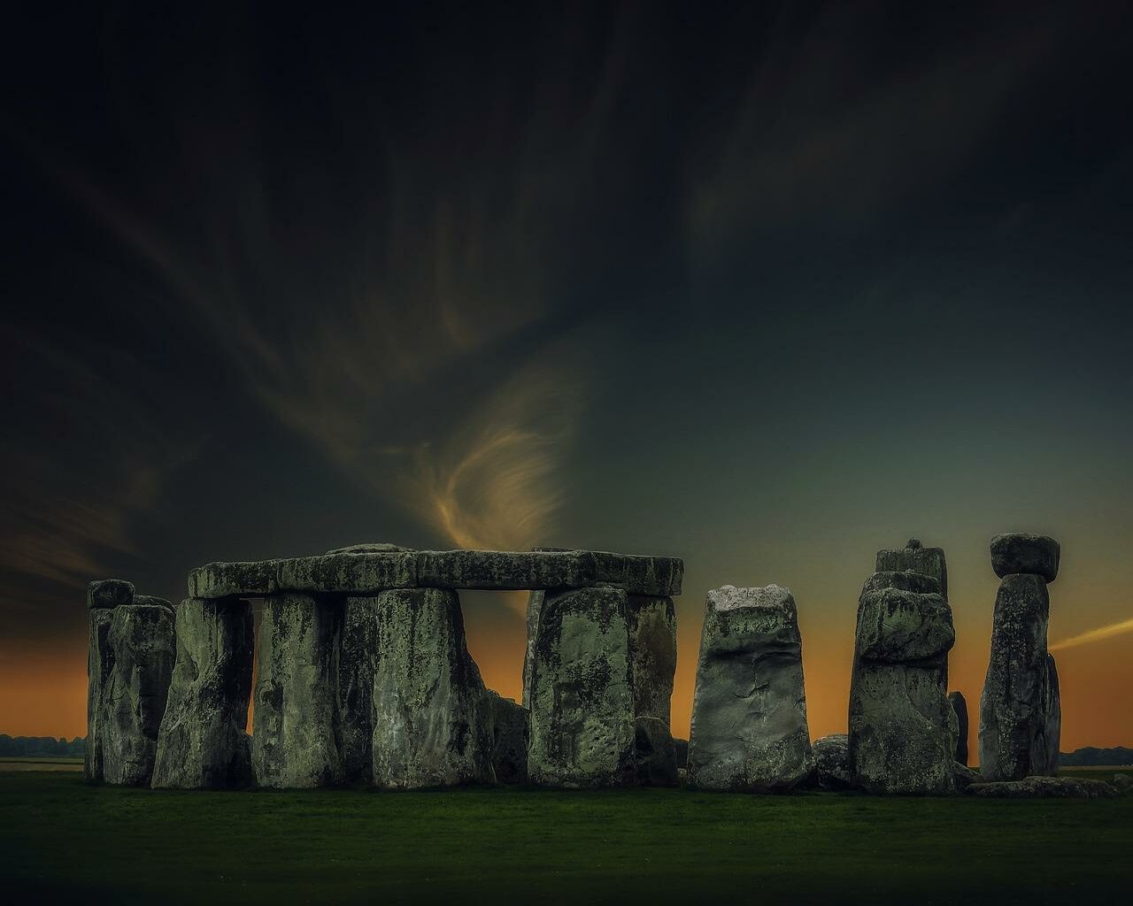 Tajemnice Stonehenge: najnowsze teorie