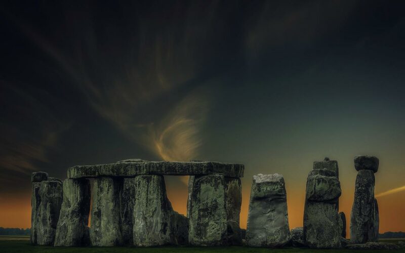 Tajemnice Stonehenge: najnowsze teorie